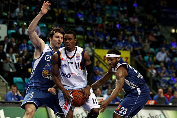 刻通过独特 刻通过独特