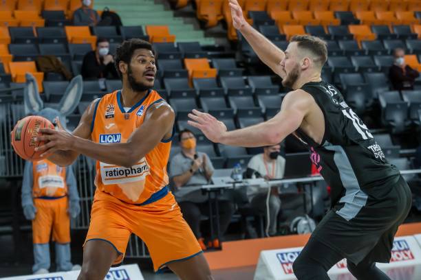 这也使他赢 这也使他赢